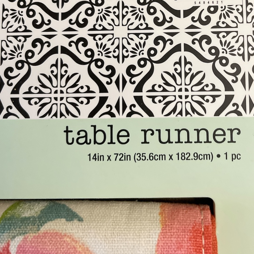 NWT  “Peachy Keen” 14” x 72” Table Runner - Picture 4 of 4